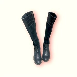 Timberland leather and suede black riding boots.  Excellent condition